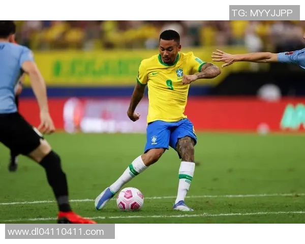 热苏斯:从未与其他沙龙触摸;期望在世界杯前得到巴西征召